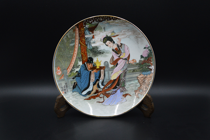 古玩陶瓷人物紋盤真品鑒賞圖