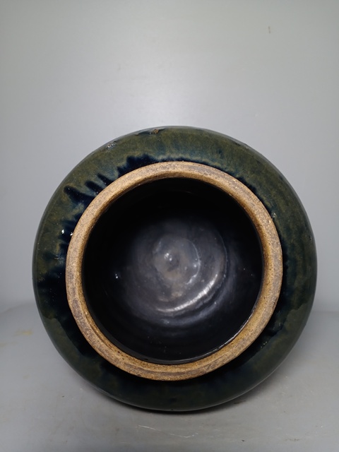 古玩陶瓷茶葉罐拍賣,當(dāng)前價(jià)格188元