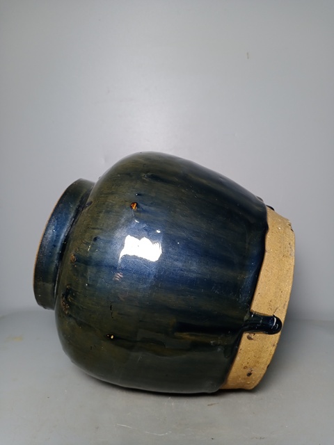 古玩陶瓷茶葉罐拍賣,當(dāng)前價(jià)格188元