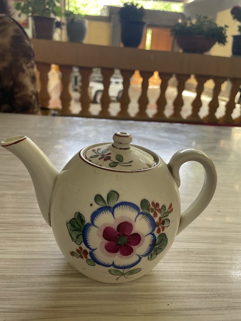 古玩陶瓷蘇聯瓷壺真品鑒賞圖