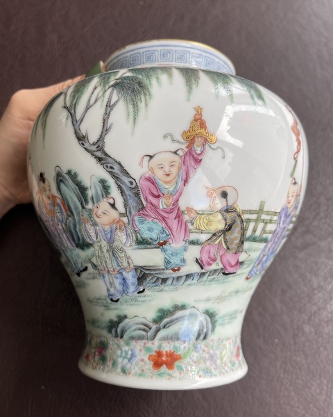 古玩陶瓷民國 粉彩嬰戲紋蓋罐真品鑒賞圖