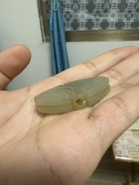古玩玉器和田玉雕“蝴蝶墜”真品鑒賞圖