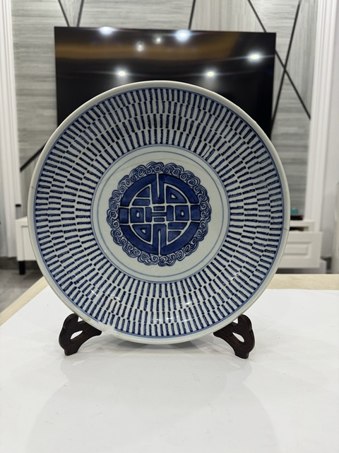 古玩陶瓷青花壽字紋盤拍賣，當(dāng)前價(jià)格588元