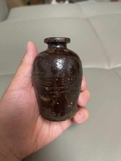 古玩陶瓷醬黑釉小梅瓶真品鑒賞圖