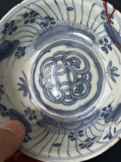 古玩陶瓷青花盤真品鑒賞圖