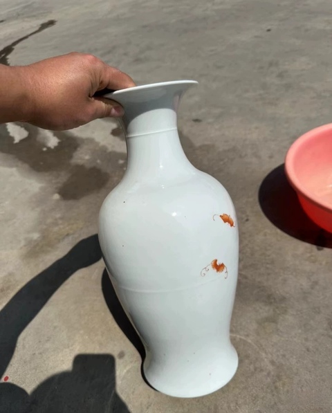 古玩陶瓷人物紋粉彩觀音瓶真品鑒賞圖