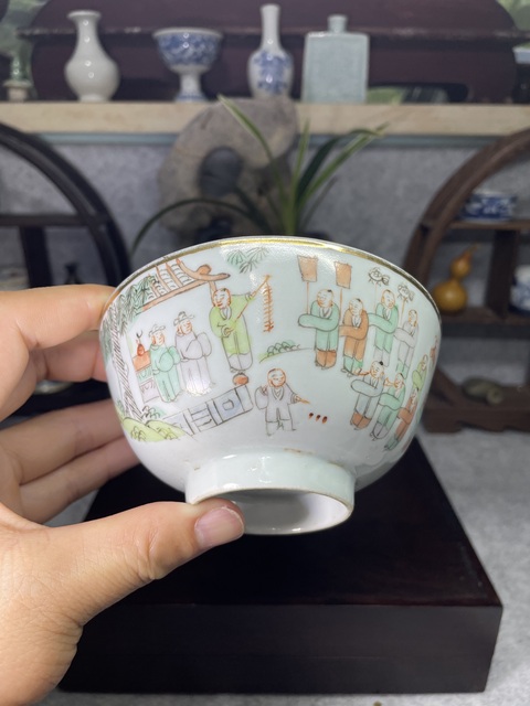 古玩陶瓷清晚·粉彩百子鬧春紋碗拍賣,當前價格10000元