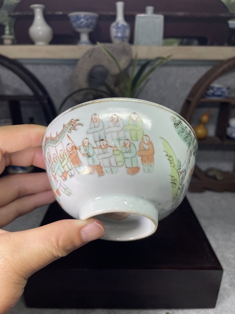 古玩陶瓷清晚·粉彩百子鬧春紋碗拍賣,當前價格10000元