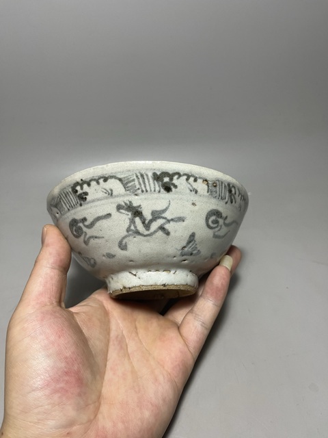 古玩陶瓷明代青花海馬圖碗拍賣,當前價格200元