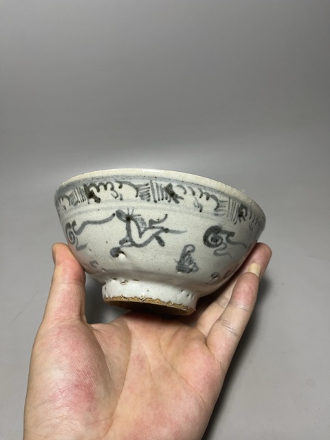 古玩陶瓷明代青花海馬圖碗拍賣,當前價格200元