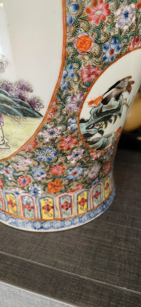 古玩陶瓷1950年代 新粉彩雙福耳尊拍賣，當前價格50000元