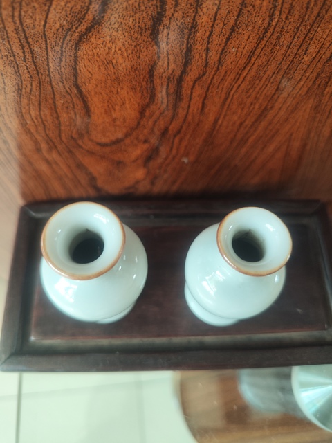 古玩陶瓷清早期甜白釉觀音瓶拍賣(mài)，當(dāng)前價(jià)格3200元