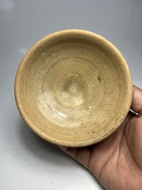 古玩陶瓷(五代十國)越窯青瓷茶盞(越窯老窯精品玻璃質感)拍賣,當前價格0元