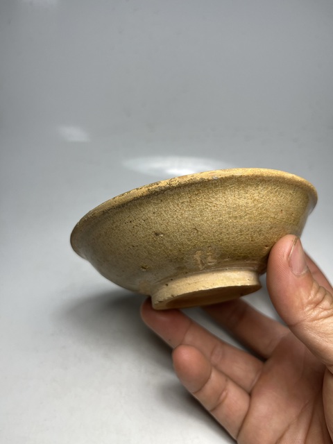 古玩陶瓷(五代十國)越窯青瓷茶盞(越窯老窯精品玻璃質感)拍賣,當前價格0元