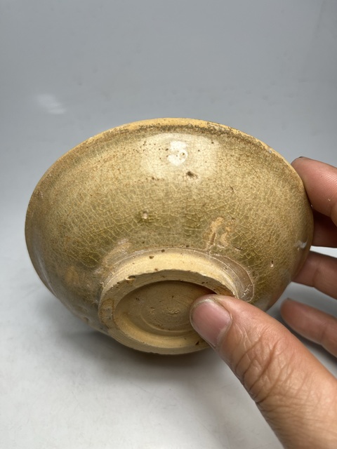 古玩陶瓷(五代十國)越窯青瓷茶盞(越窯老窯精品玻璃質感)拍賣,當前價格0元