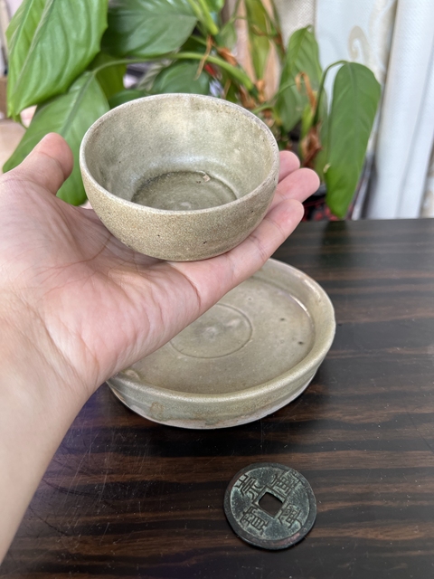古玩陶瓷魏晉南北朝越窯青瓷杯和托拍賣,當前價格8000元