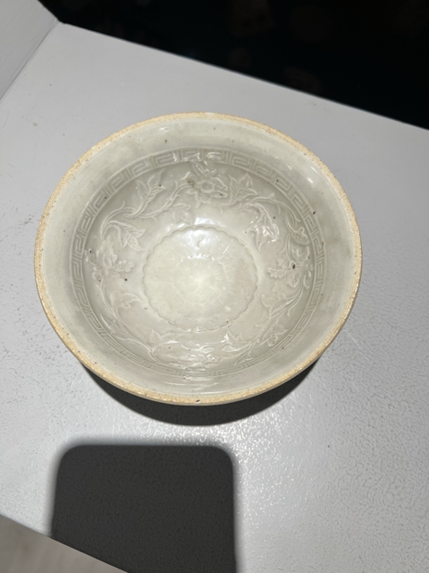 古玩陶瓷宋元·青白釉花卉紋碗真品鑒賞圖