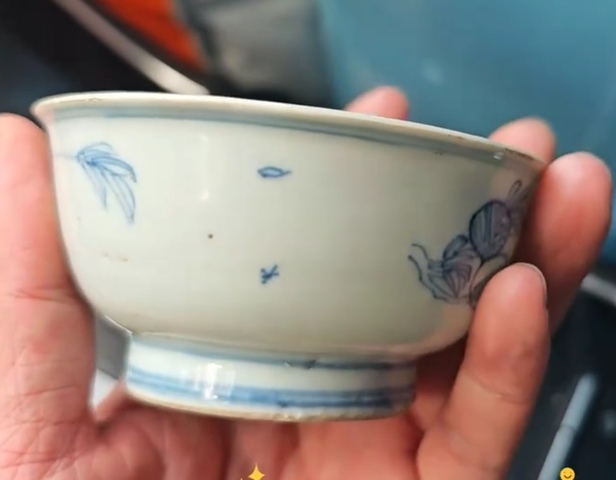 古玩陶瓷天啟花鳥紋小碗真品鑒賞圖