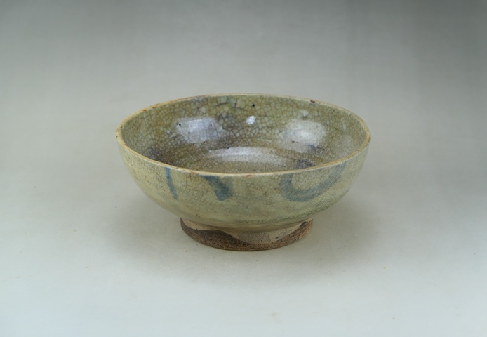 古玩陶瓷明早期.哥釉青花碗拍賣，當(dāng)前價(jià)格999元