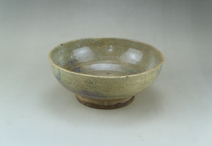 古玩陶瓷明早期.哥釉青花碗拍賣，當(dāng)前價(jià)格999元