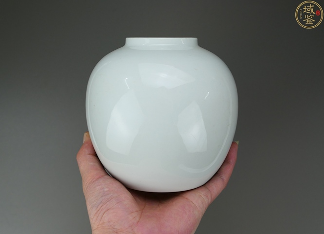 古玩陶瓷清末民初.白釉茶葉罐拍賣，當前價格1200元