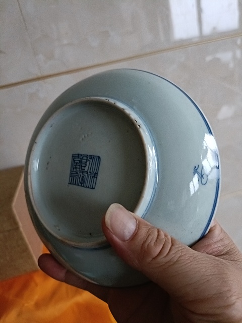 古玩陶瓷乾隆本朝款淡描青花賞盤拍賣,當前價格1980元