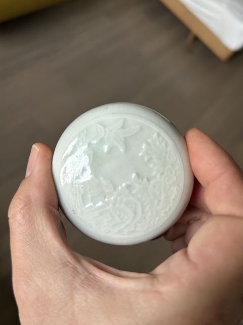古玩陶瓷影青釉香盒拍賣,當(dāng)前價(jià)格10000元