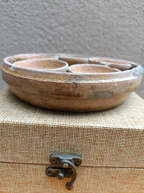 古玩陶瓷館藏級唐代洪州窯五子杯盤拍賣,當前價格1980元