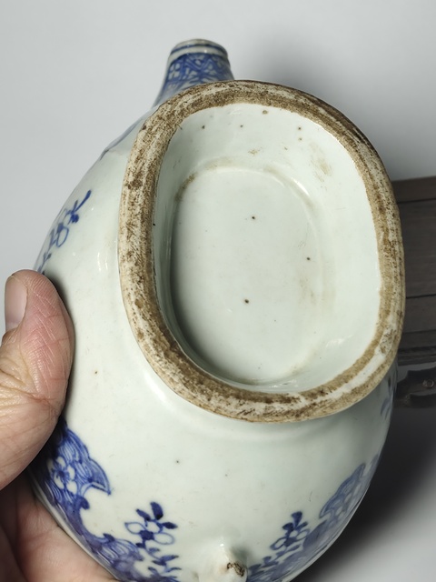 古玩陶瓷乾隆青花山水紋奶壺拍賣，當(dāng)前價格980元