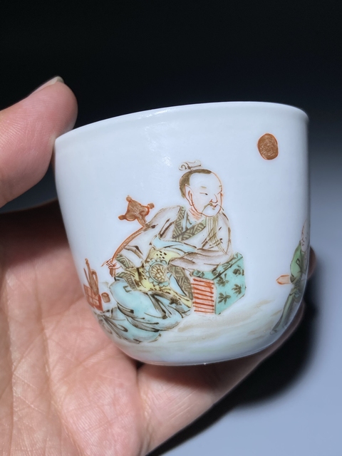 古玩陶瓷粉彩杯真品鑒賞圖