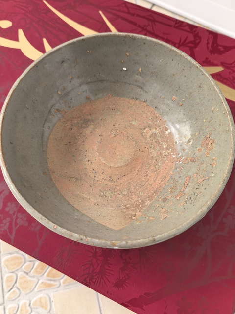 古玩陶瓷龍泉窯系青瓷碗真品鑒賞圖