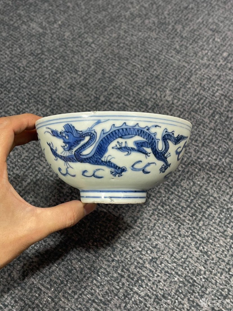 古玩陶瓷靑花龍紋碗真品鑒賞圖