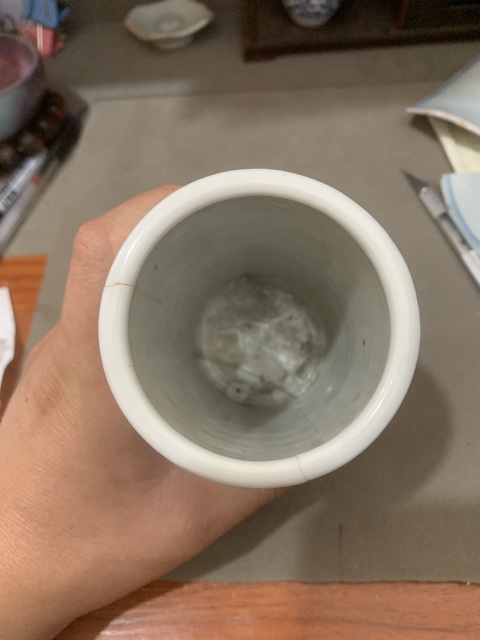 古玩陶瓷青花留白龍紋筆筒真品鑒賞圖