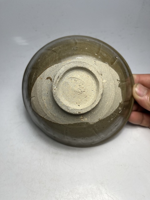 古玩陶瓷(宋代)青釉刻花茶碗(有不錯的收藏價)拍賣,當前價格0元