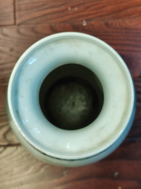 古玩陶瓷文革油畫彩人物盤口瓶拍賣,當前價格12000元