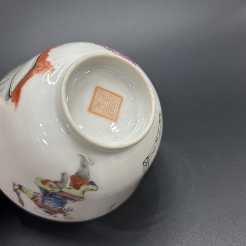 古玩陶瓷粉彩無雙譜人物花口杯真品鑒賞圖
