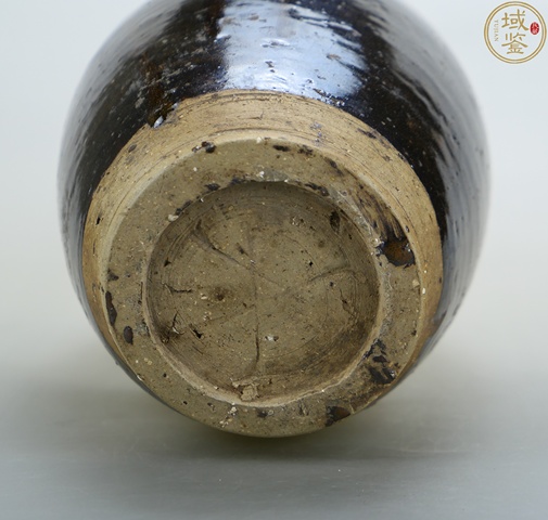 古玩陶瓷館藏級精品元末明初黑釉梅瓶(瓶中之王)拍賣，當前價格998元
