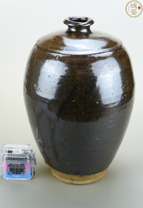 古玩陶瓷館藏級精品元末明初黑釉梅瓶(瓶中之王)拍賣，當前價格998元