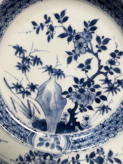古玩陶瓷（保真卡）清康熙·青花竹石花卉折沿盤拍賣，當前價格1688元
