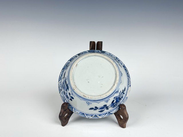 古玩陶瓷清康熙 · 洞石花卉洗拍賣,當前價格850元