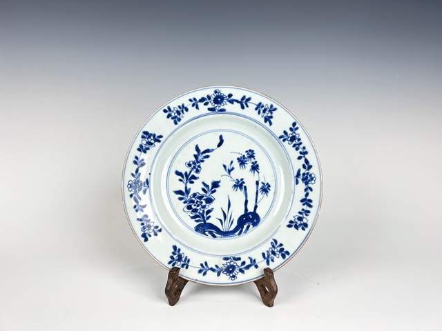 古玩陶瓷清康熙·洞石花卉盤真品鑒賞圖