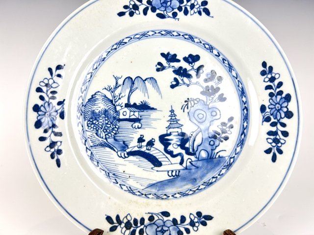 古玩陶瓷清康熙·亭臺樓閣青花盤真品鑒賞圖
