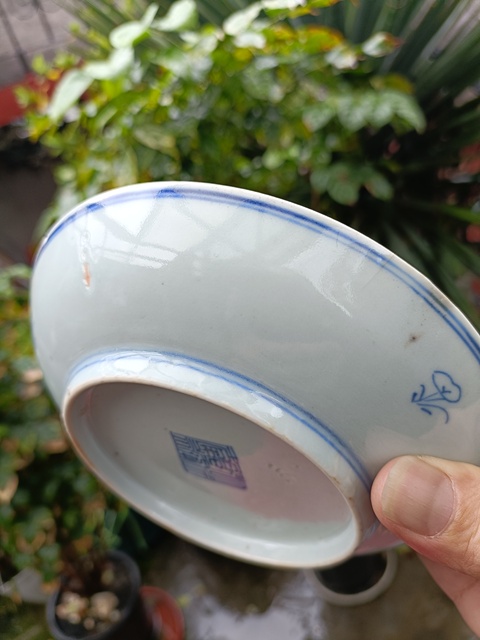 古玩陶瓷乾隆本朝款淡描青花賞盤拍賣,當前價格1980元