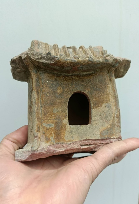 古玩陶瓷宣州窯褐釉瓷塑拍賣，當前價格3900元