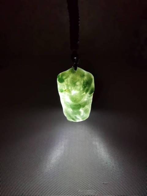 古玩玉器天然翡翠雕“龍牌”拍賣,當前價格298元