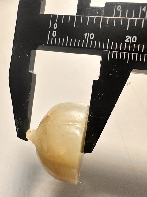 古玩玉器和田玉蓮花扣拍賣,當前價格100元