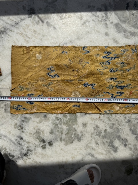 古玩雜項(xiàng)龍紋繡片真品鑒賞圖