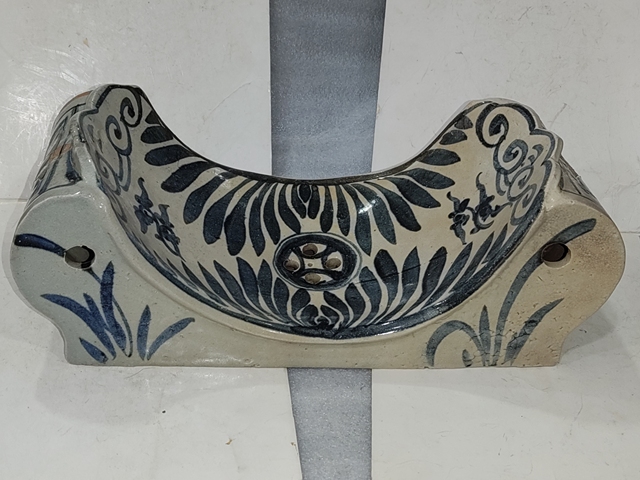 古玩陶瓷青花鏤空瓷枕拍賣，當前價格1280元
