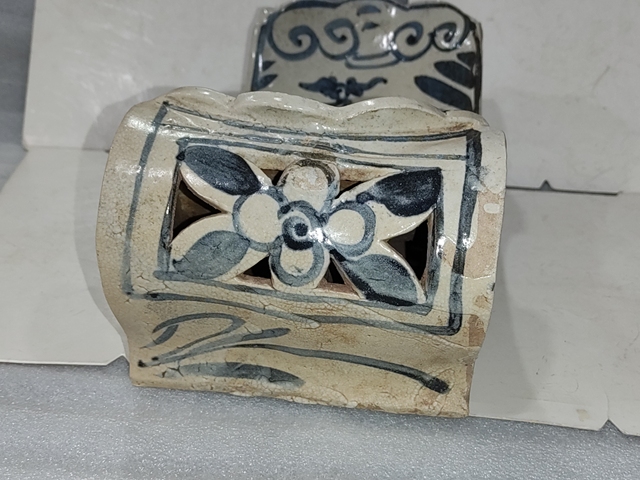 古玩陶瓷青花鏤空瓷枕拍賣，當前價格1280元