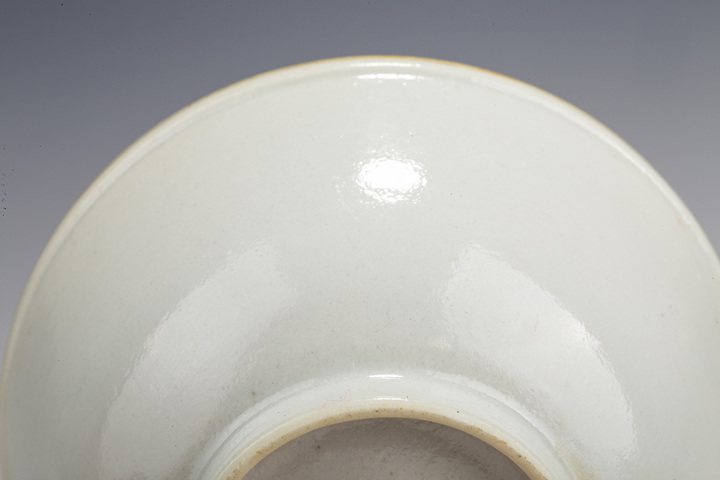 古玩陶瓷清中·白釉唇口茶碗拍賣,當前價格444元